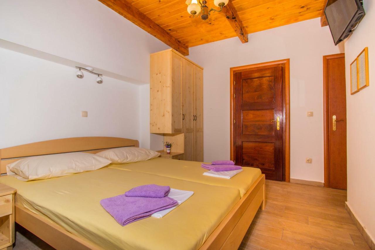 Apartman Sare Crikvenica Exterior foto